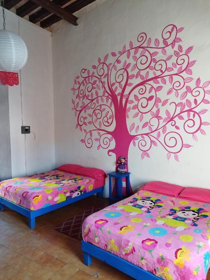 Lele Panchito Y Lavanda Juntos En El Centro Querétaro Zewnętrze zdjęcie